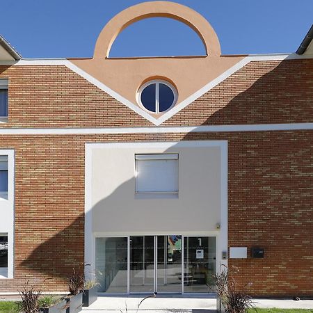 Residence Sweetly Isatis Merignac  Bagian luar foto